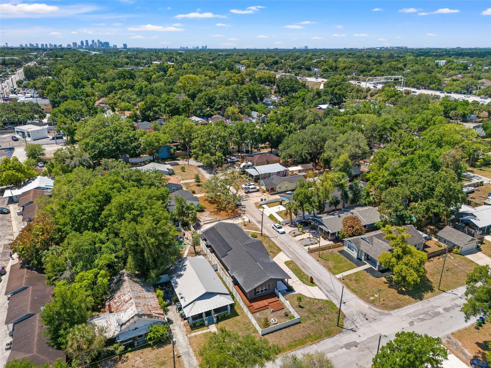 801 E HANLON ST, TAMPA, FL, 33604
