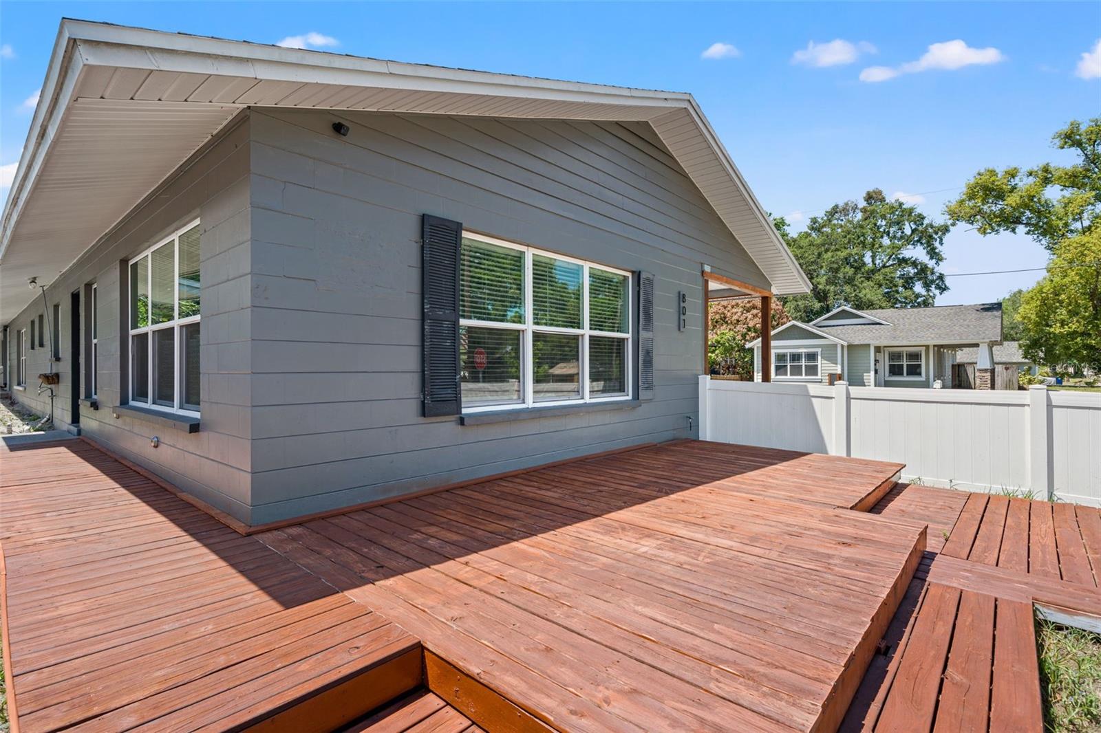 801 E HANLON ST, TAMPA, FL, 33604