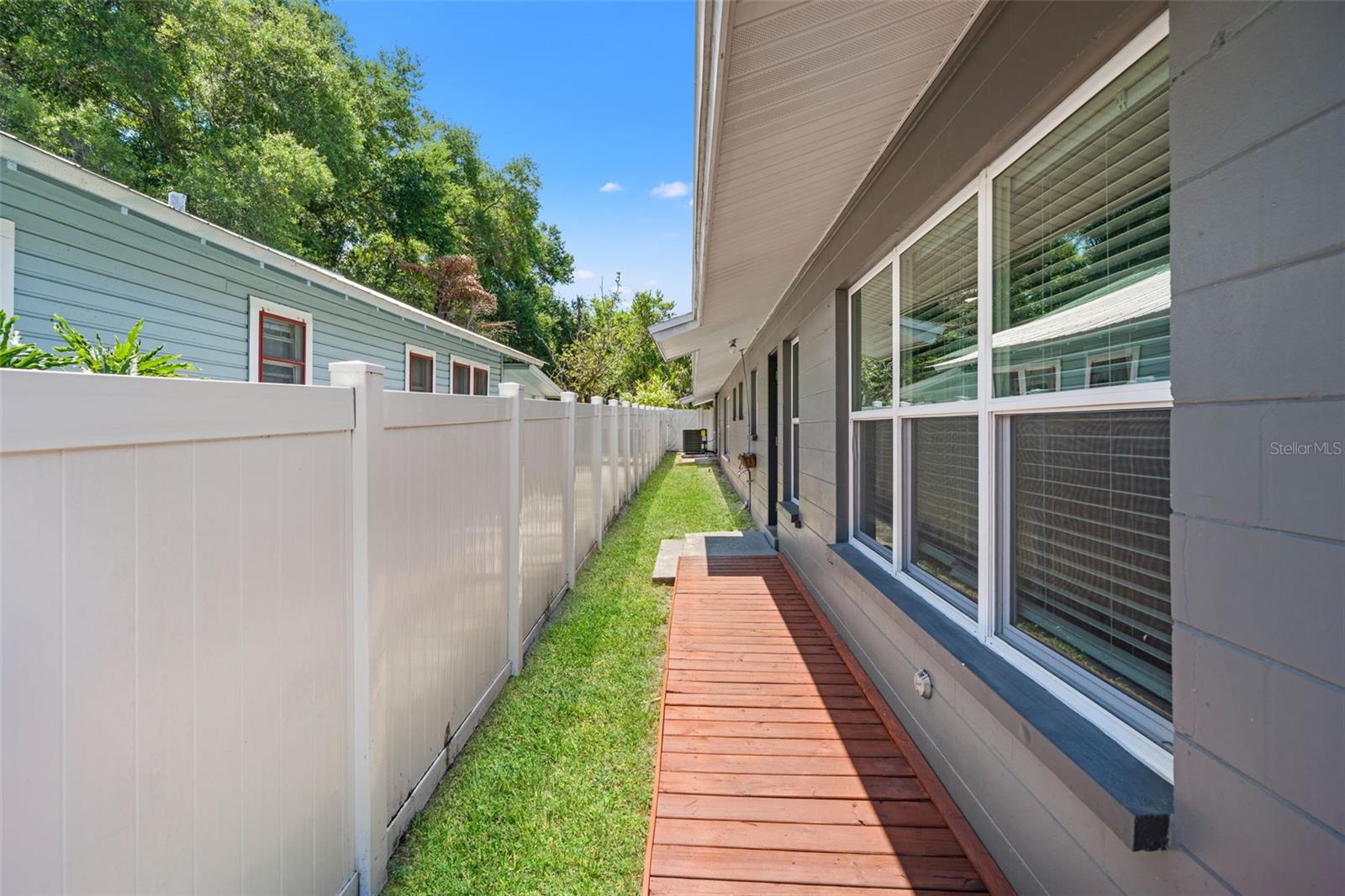 801 E HANLON ST, TAMPA, FL, 33604