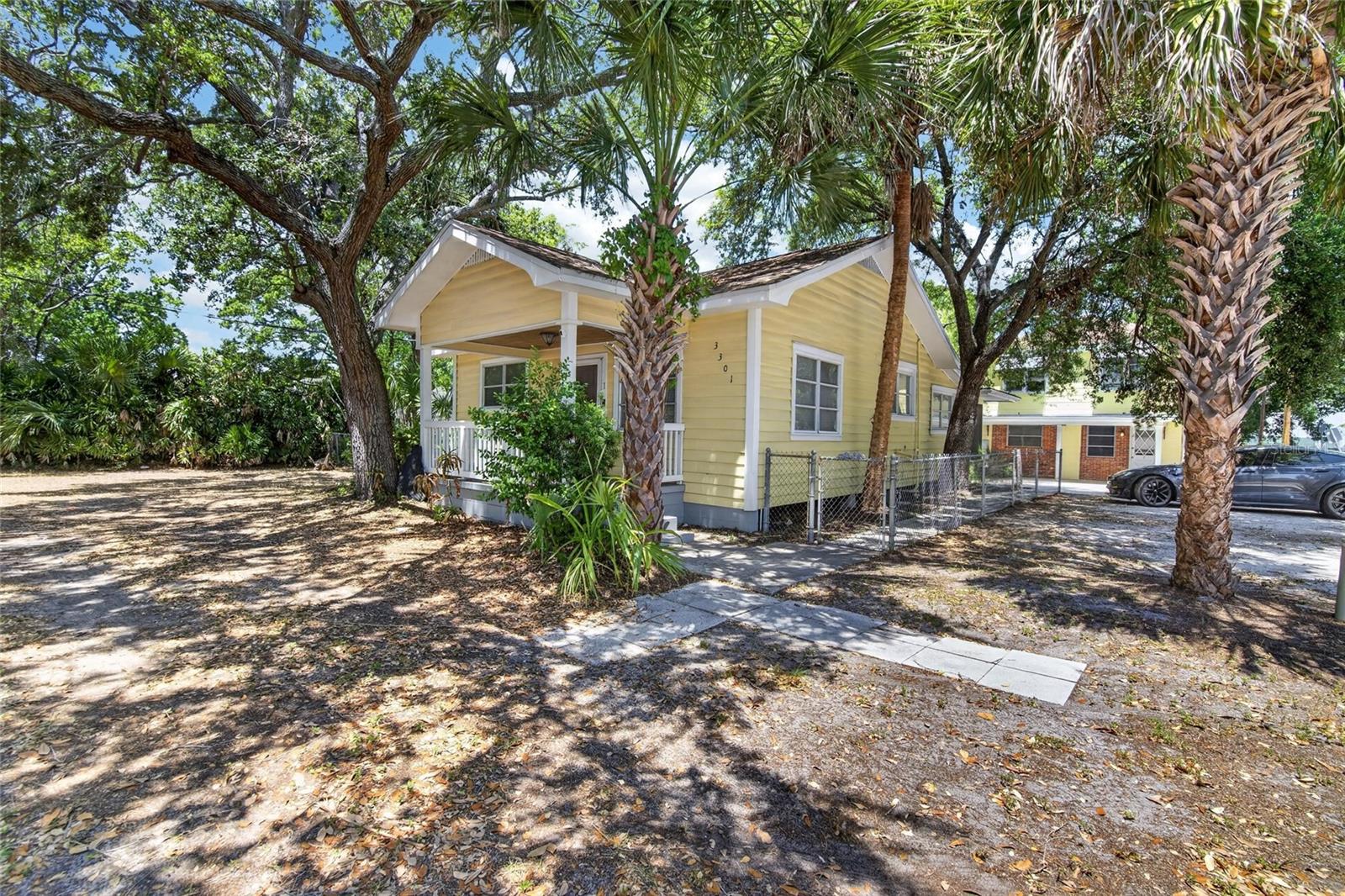 3301 W WOODLAWN AVE #2, TAMPA, FL, 33607