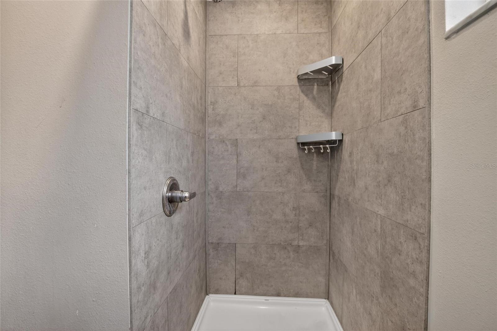 3301 W WOODLAWN AVE #2, TAMPA, FL, 33607