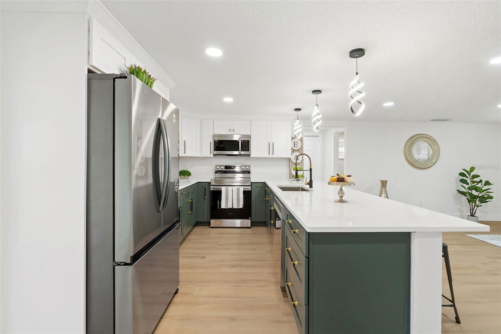 BAY PARK ESTATES, PORT RICHEY, FL, 34668