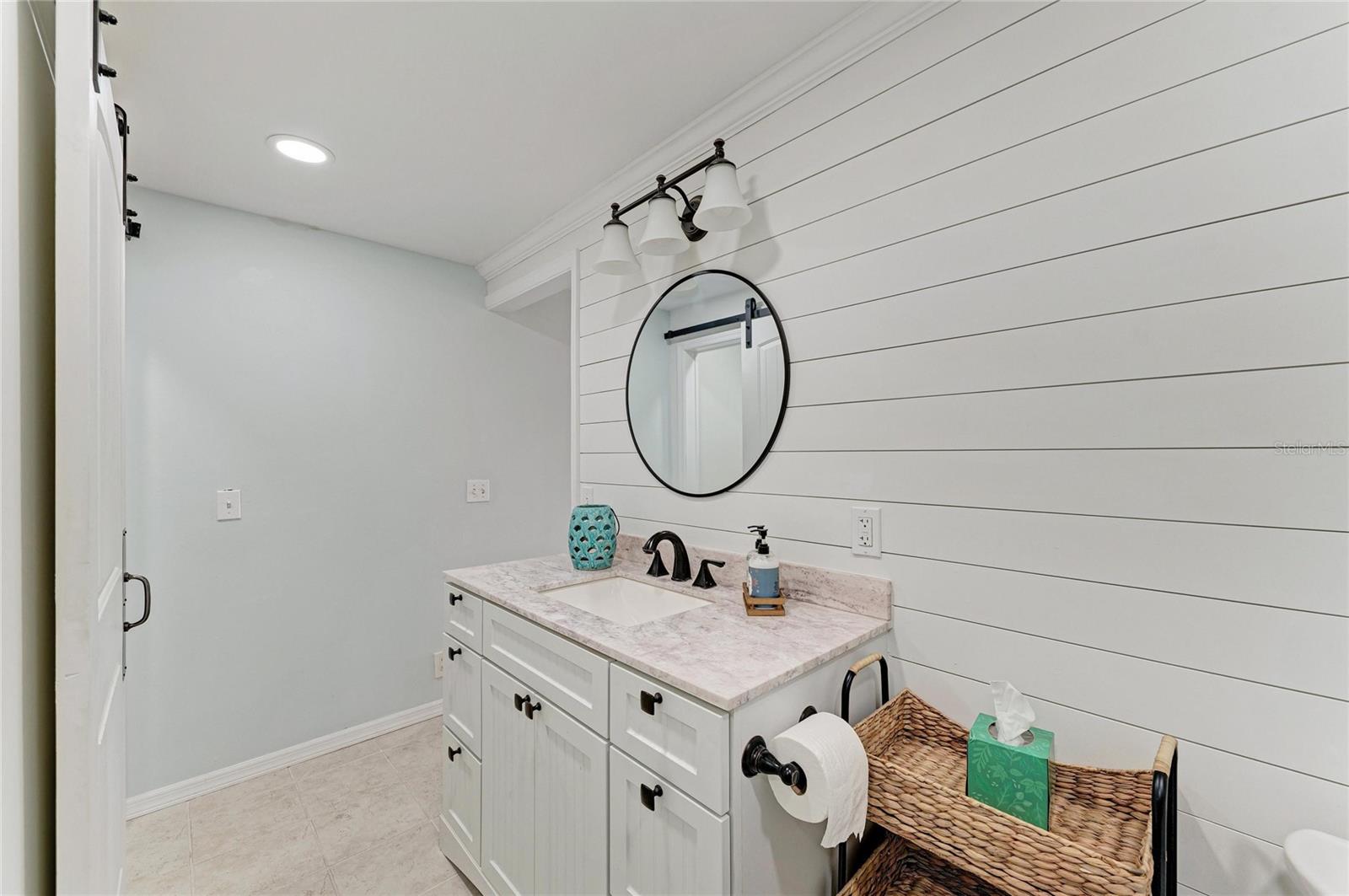 8 S BUENA VISTA AVE, ENGLEWOOD, FL, 34223
