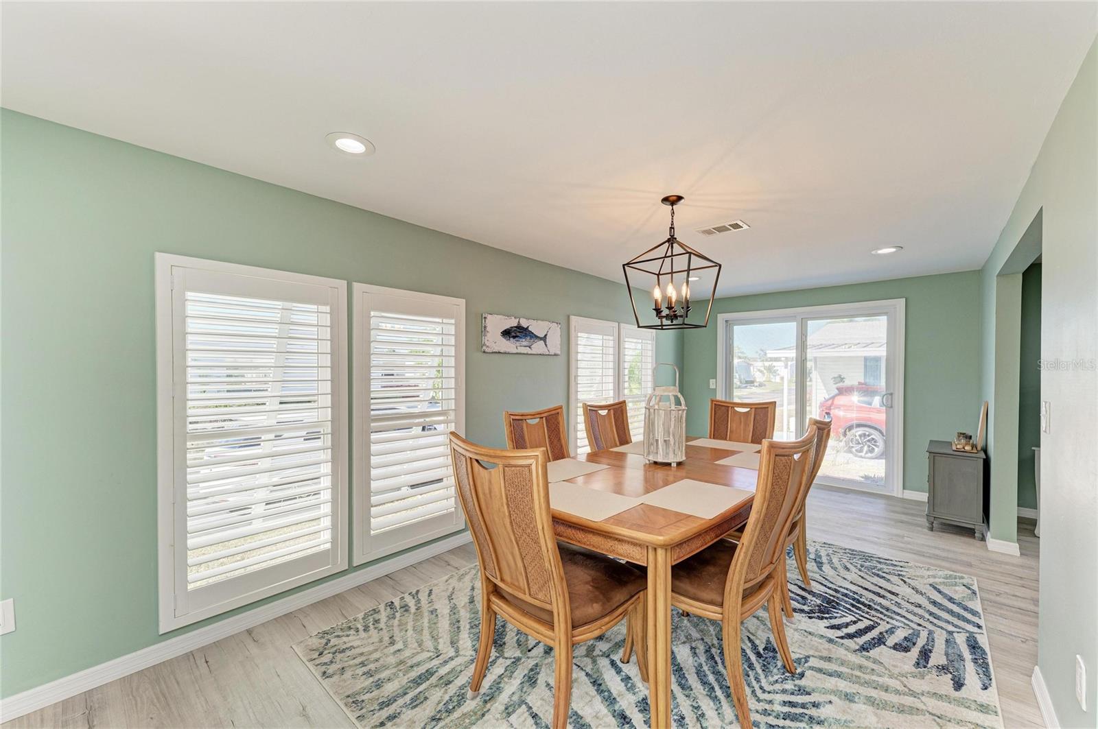 8 S BUENA VISTA AVE, ENGLEWOOD, FL, 34223