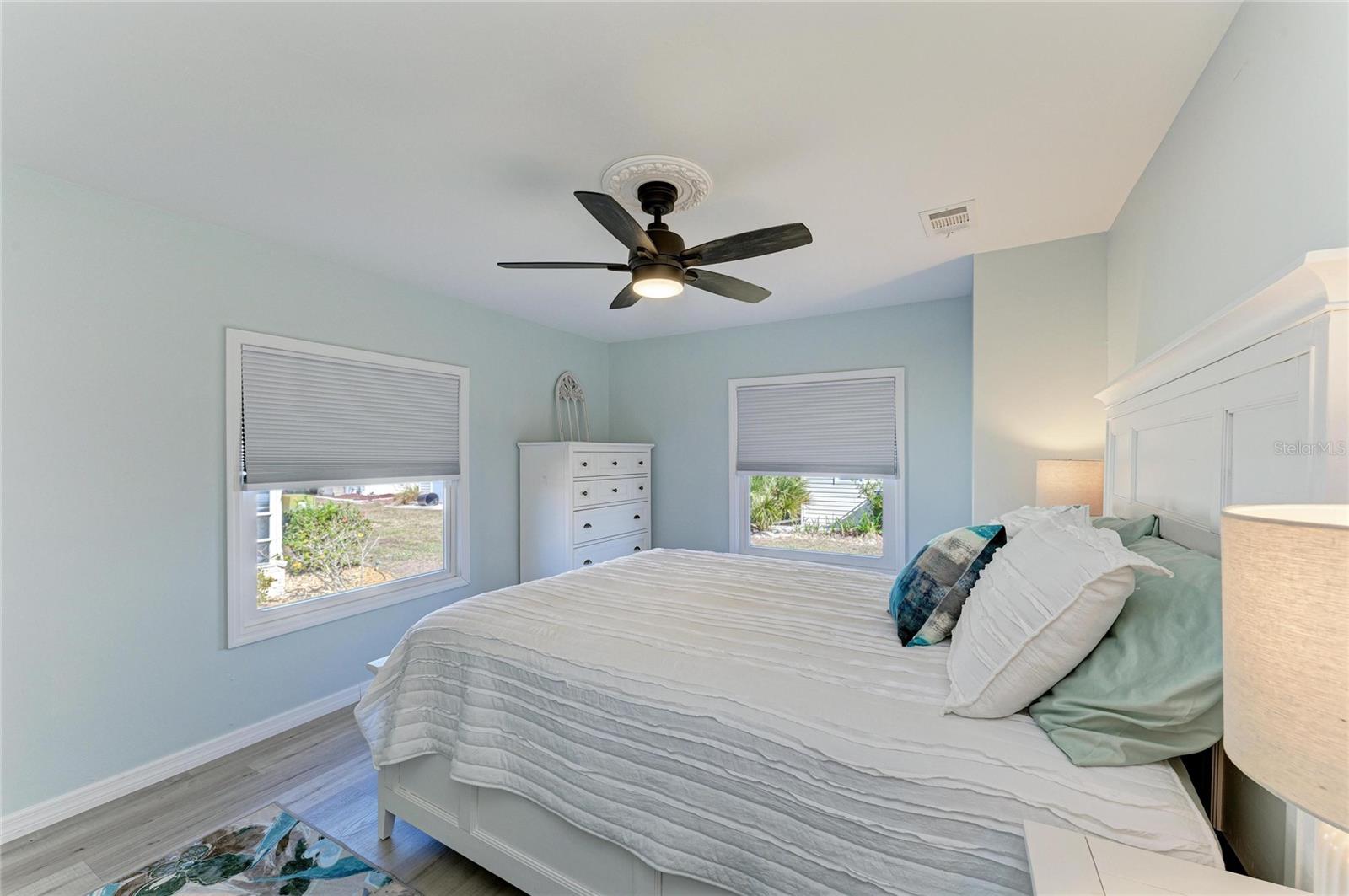 8 S BUENA VISTA AVE, ENGLEWOOD, FL, 34223
