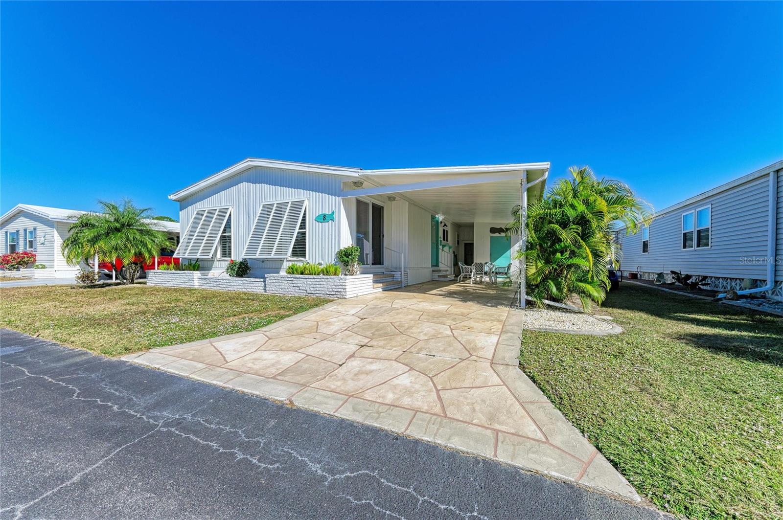 8 S BUENA VISTA AVE, ENGLEWOOD, FL, 34223