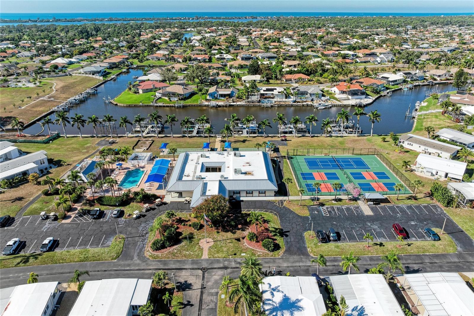 8 S BUENA VISTA AVE, ENGLEWOOD, FL, 34223
