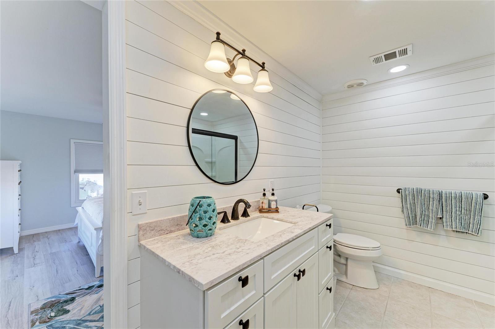 8 S BUENA VISTA AVE, ENGLEWOOD, FL, 34223