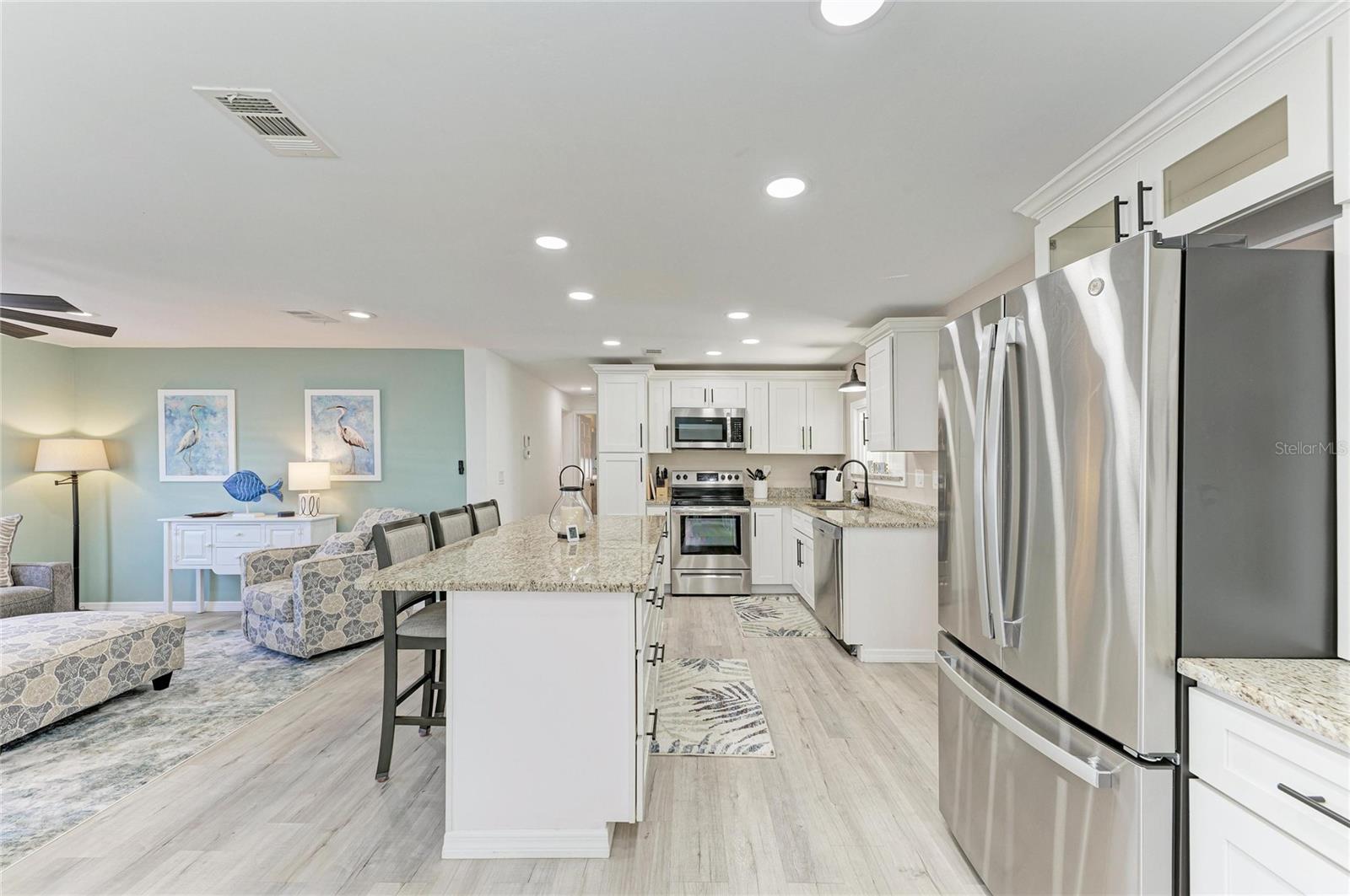 8 S BUENA VISTA AVE, ENGLEWOOD, FL, 34223