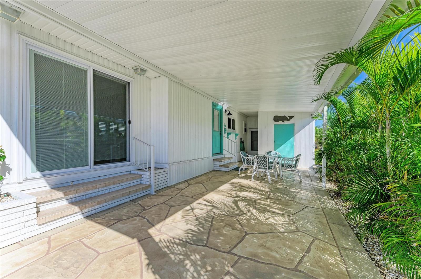 8 S BUENA VISTA AVE, ENGLEWOOD, FL, 34223