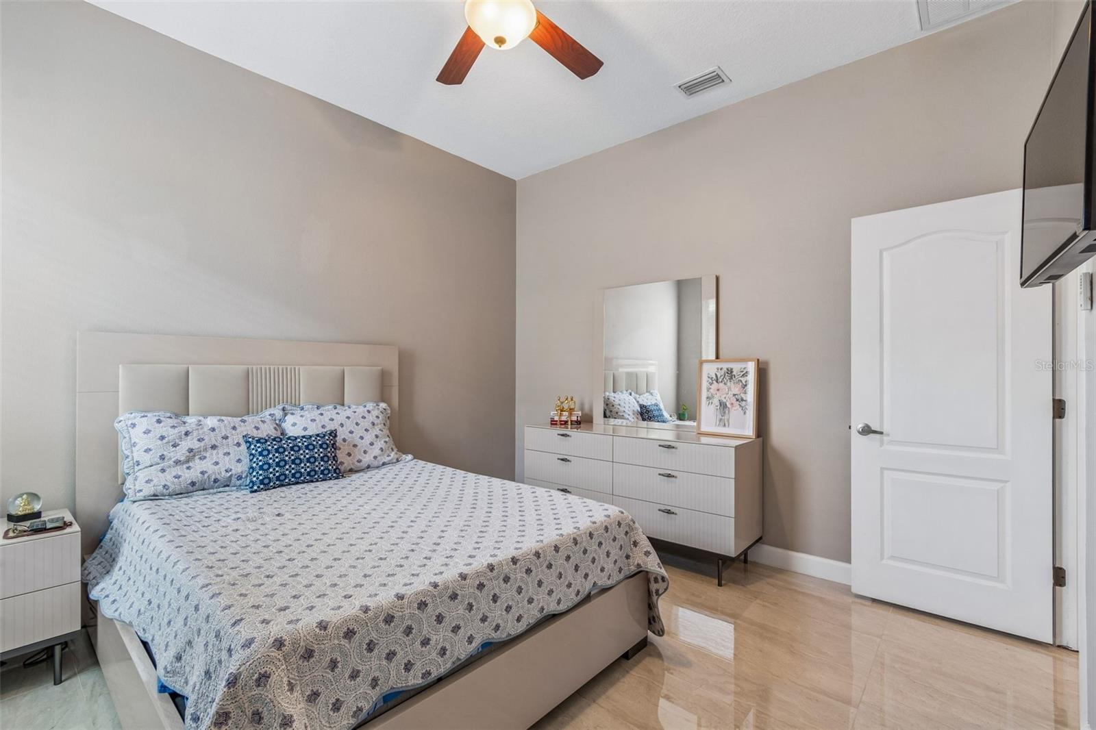 20133 HERON CROSSING DR, TAMPA, FL, 33647
