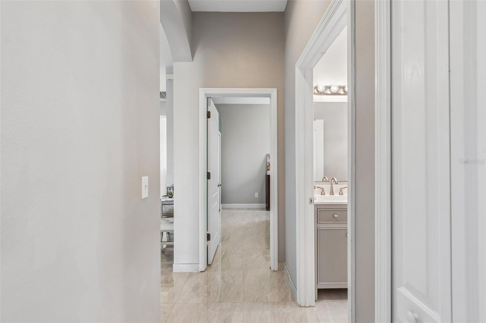 20133 HERON CROSSING DR, TAMPA, FL, 33647