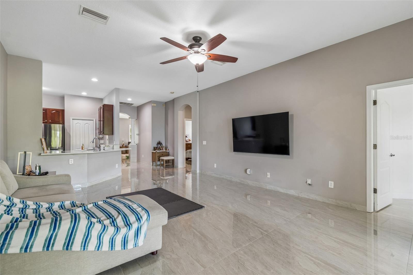 20133 HERON CROSSING DR, TAMPA, FL, 33647