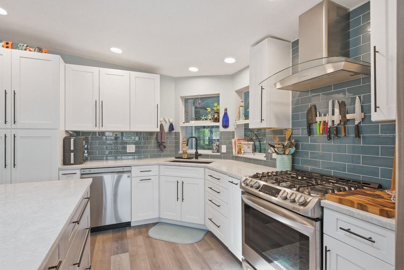 137 LAKE TARPON DR #18, PALM HARBOR, FL, 34684