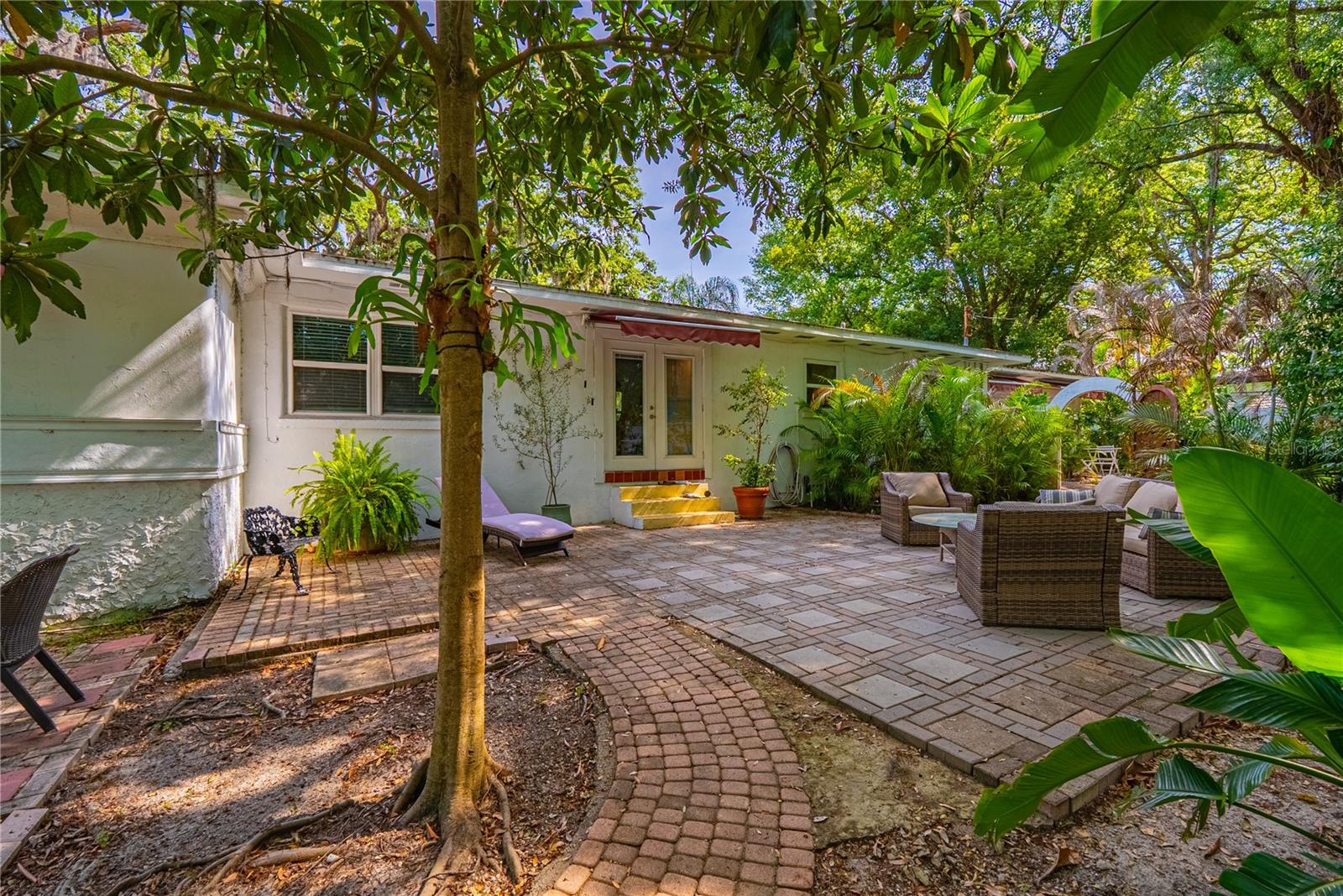 401 BULLARD PKWY, TEMPLE TERRACE, FL, 33617