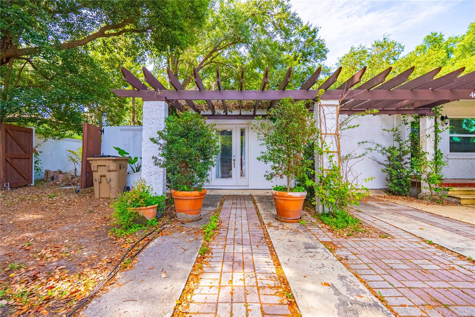 401 BULLARD PKWY, TEMPLE TERRACE, FL, 33617