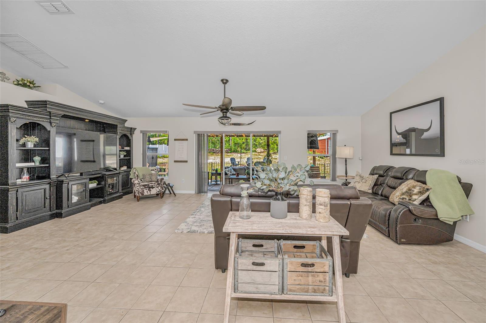 12123 FULMAR RD, WEEKI WACHEE, FL, 34614
