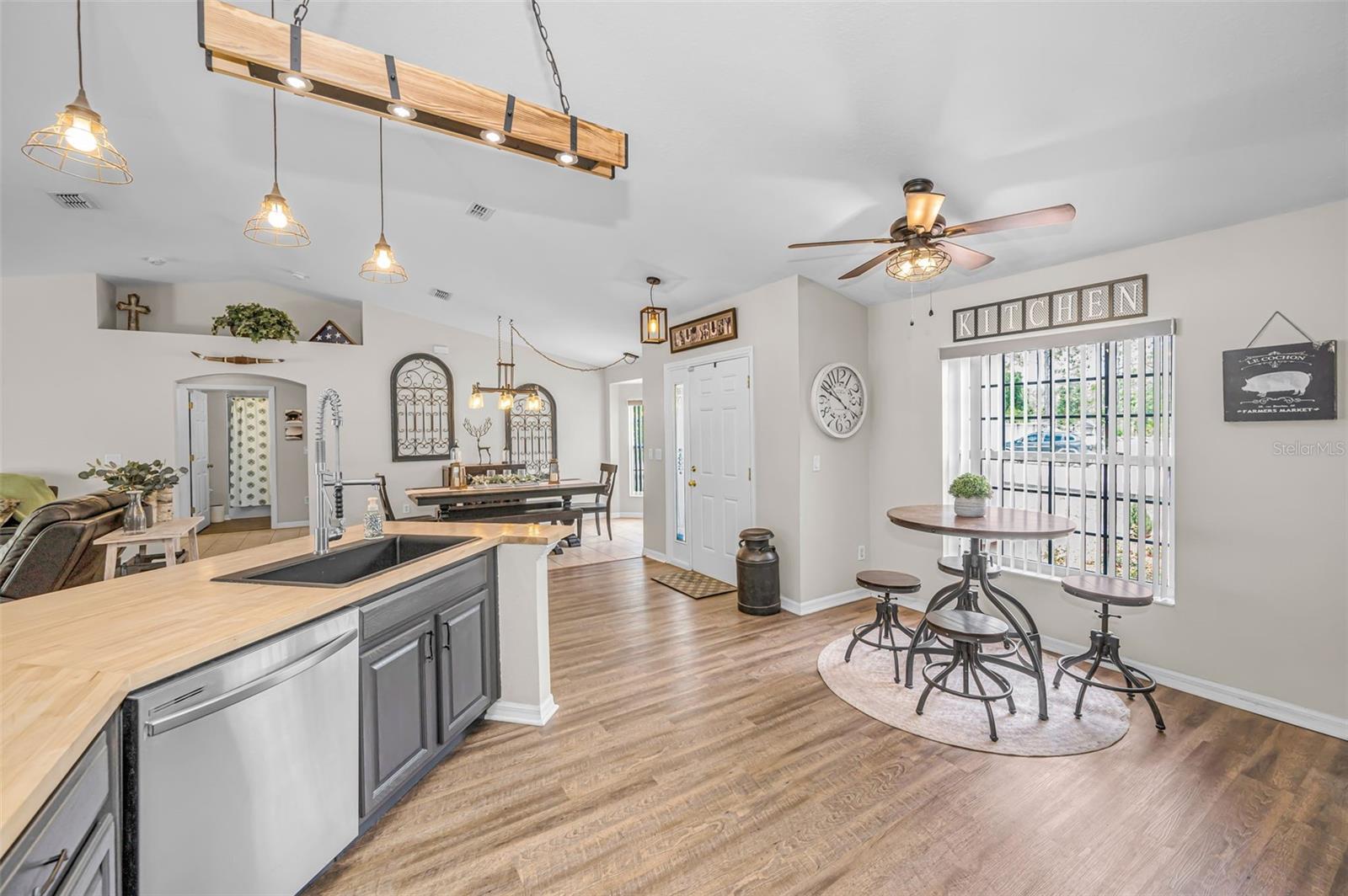 12123 FULMAR RD, WEEKI WACHEE, FL, 34614