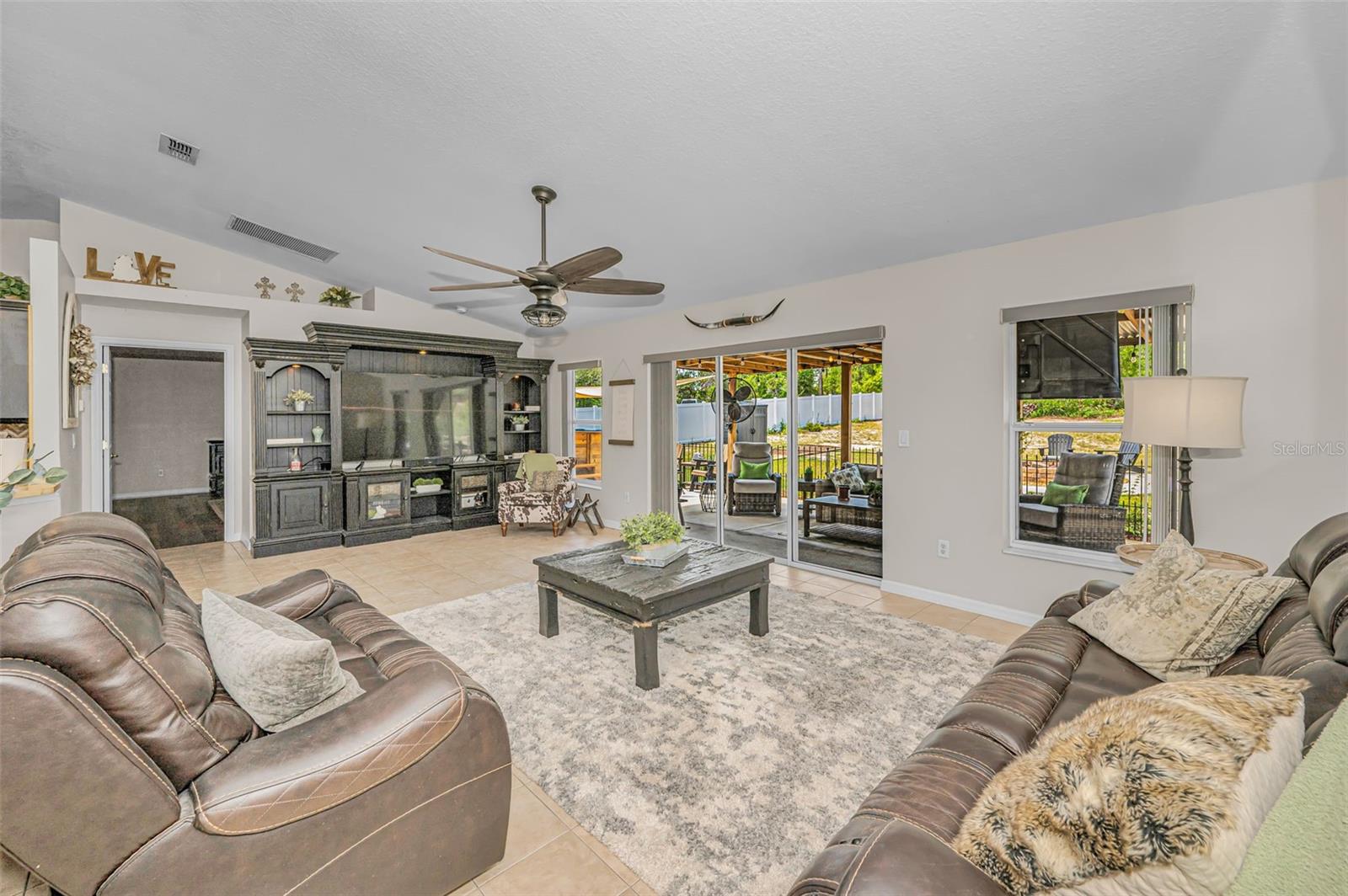 12123 FULMAR RD, WEEKI WACHEE, FL, 34614