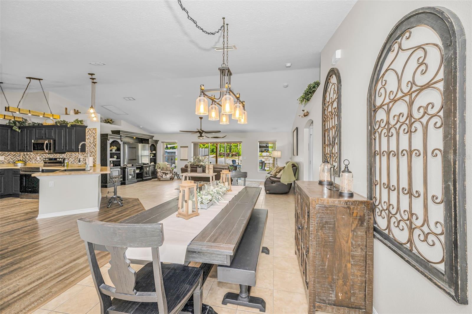 12123 FULMAR RD, WEEKI WACHEE, FL, 34614
