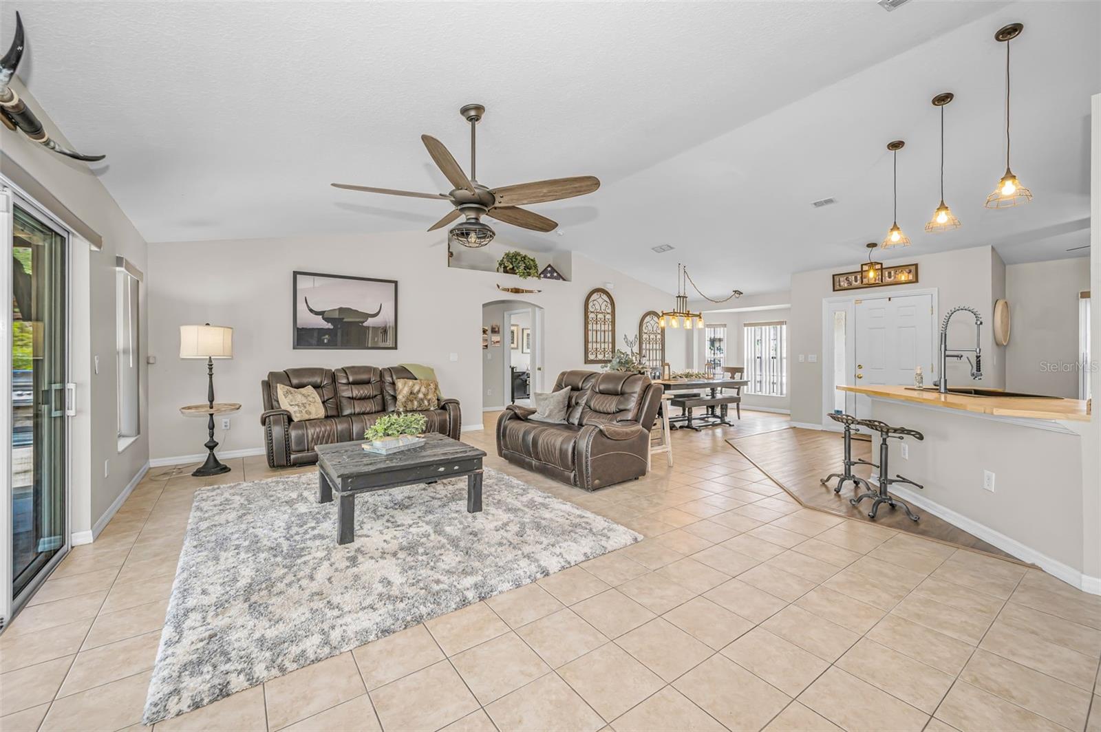 12123 FULMAR RD, WEEKI WACHEE, FL, 34614