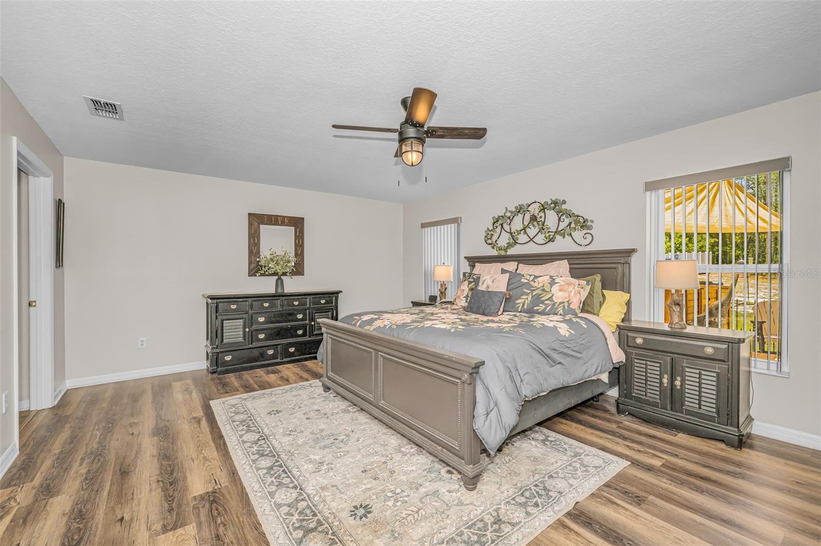12123 FULMAR RD, WEEKI WACHEE, FL, 34614