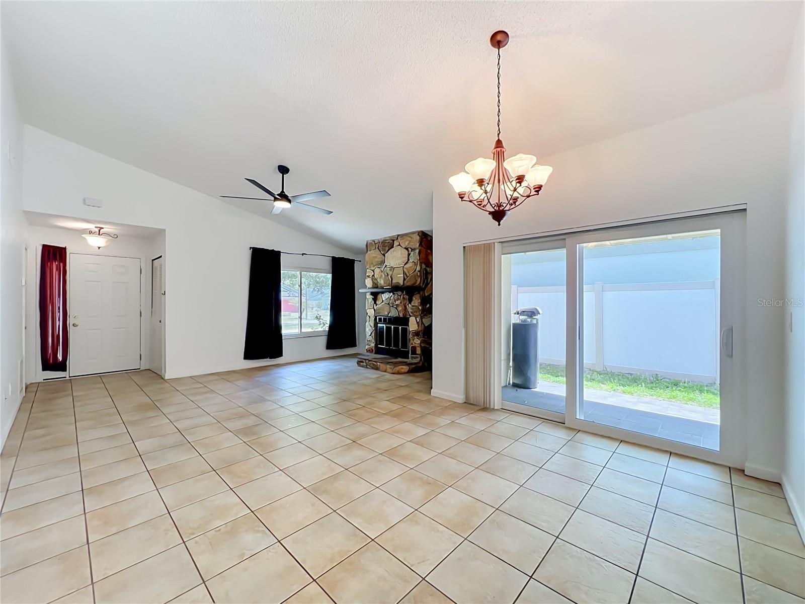 336 CANOE TRAIL LN, ORLANDO, FL, 32825