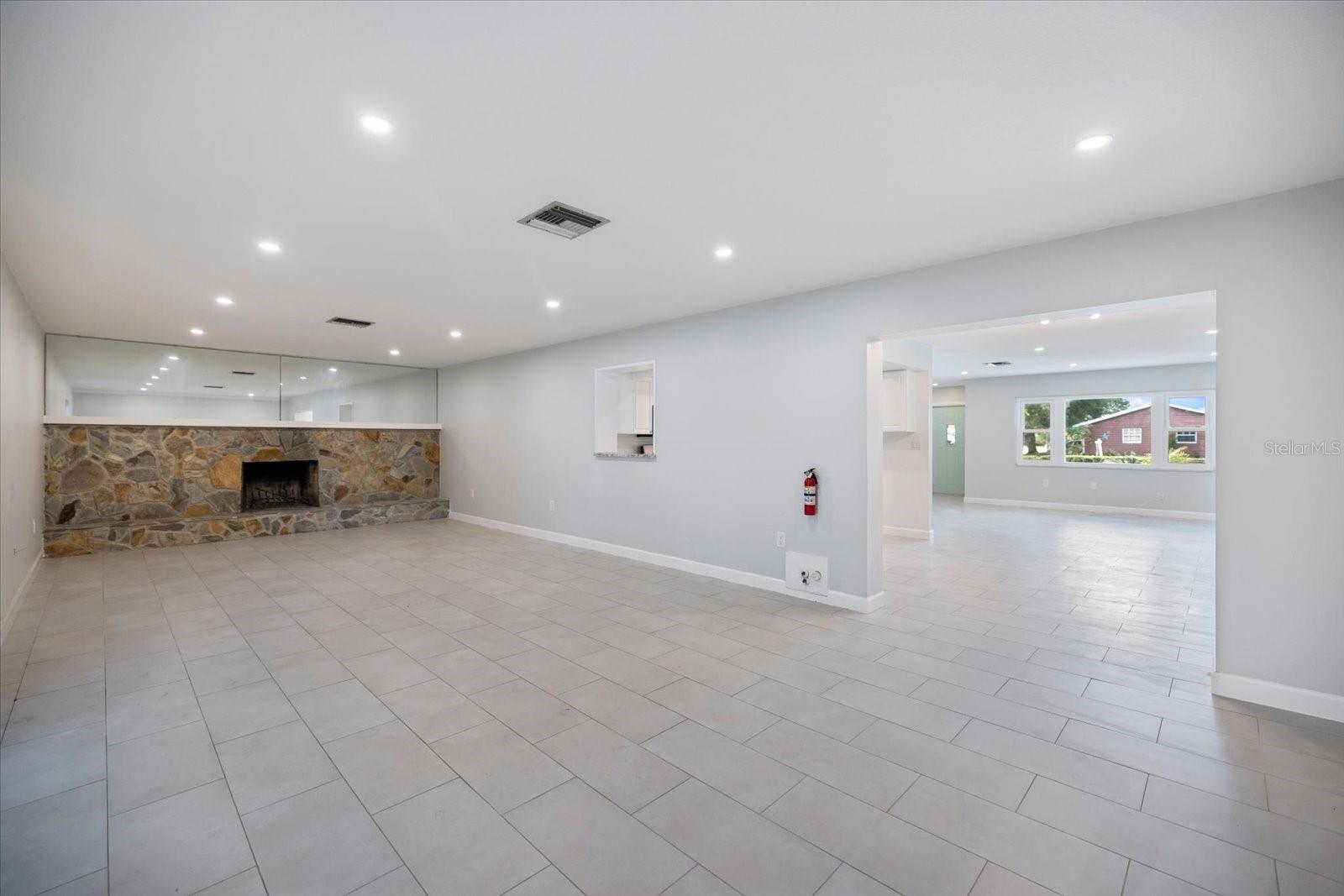 1169 CARMELLA CIR, SARASOTA, FL, 34243