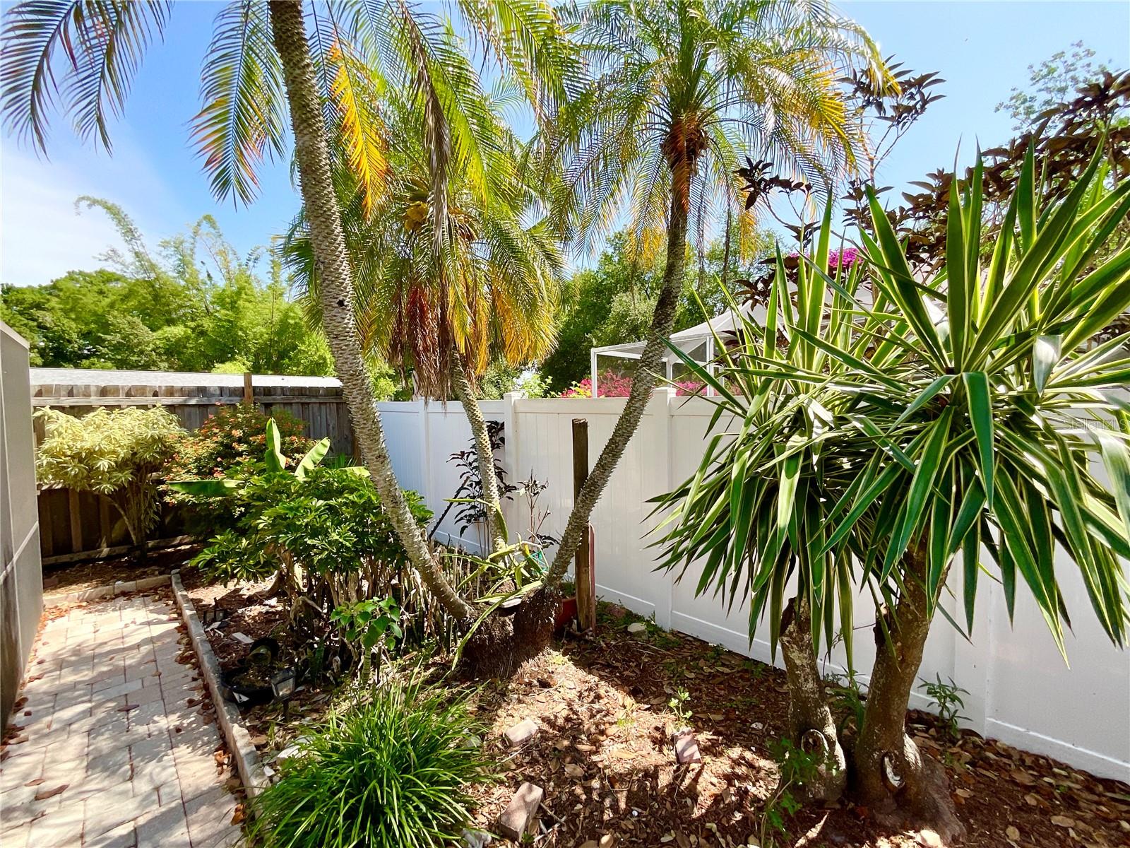 2913 LONGBROOKE WAY, CLEARWATER, FL, 33760