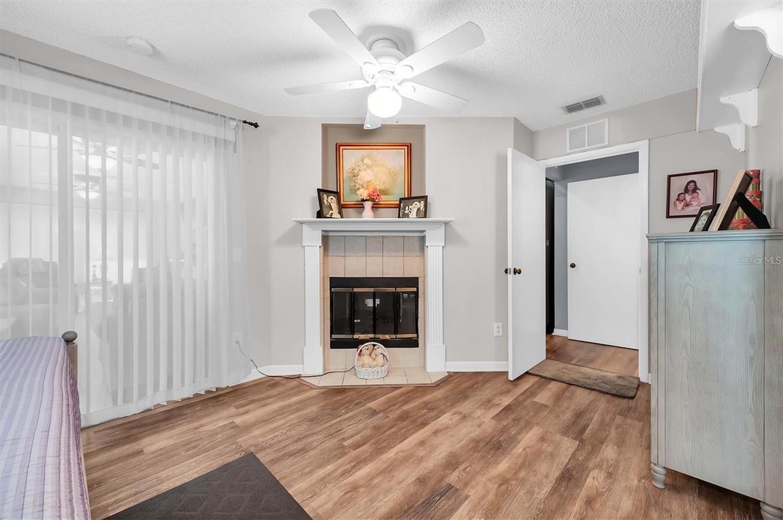 2913 LONGBROOKE WAY, CLEARWATER, FL, 33760