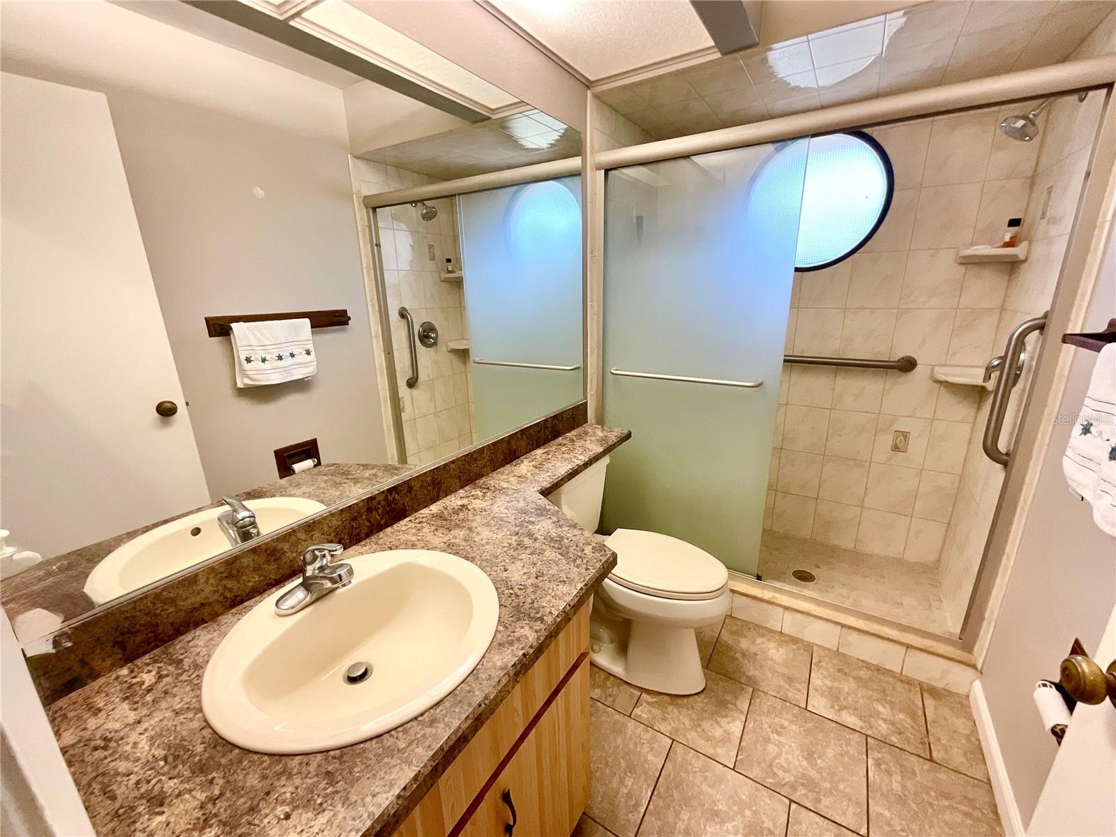 2913 LONGBROOKE WAY, CLEARWATER, FL, 33760