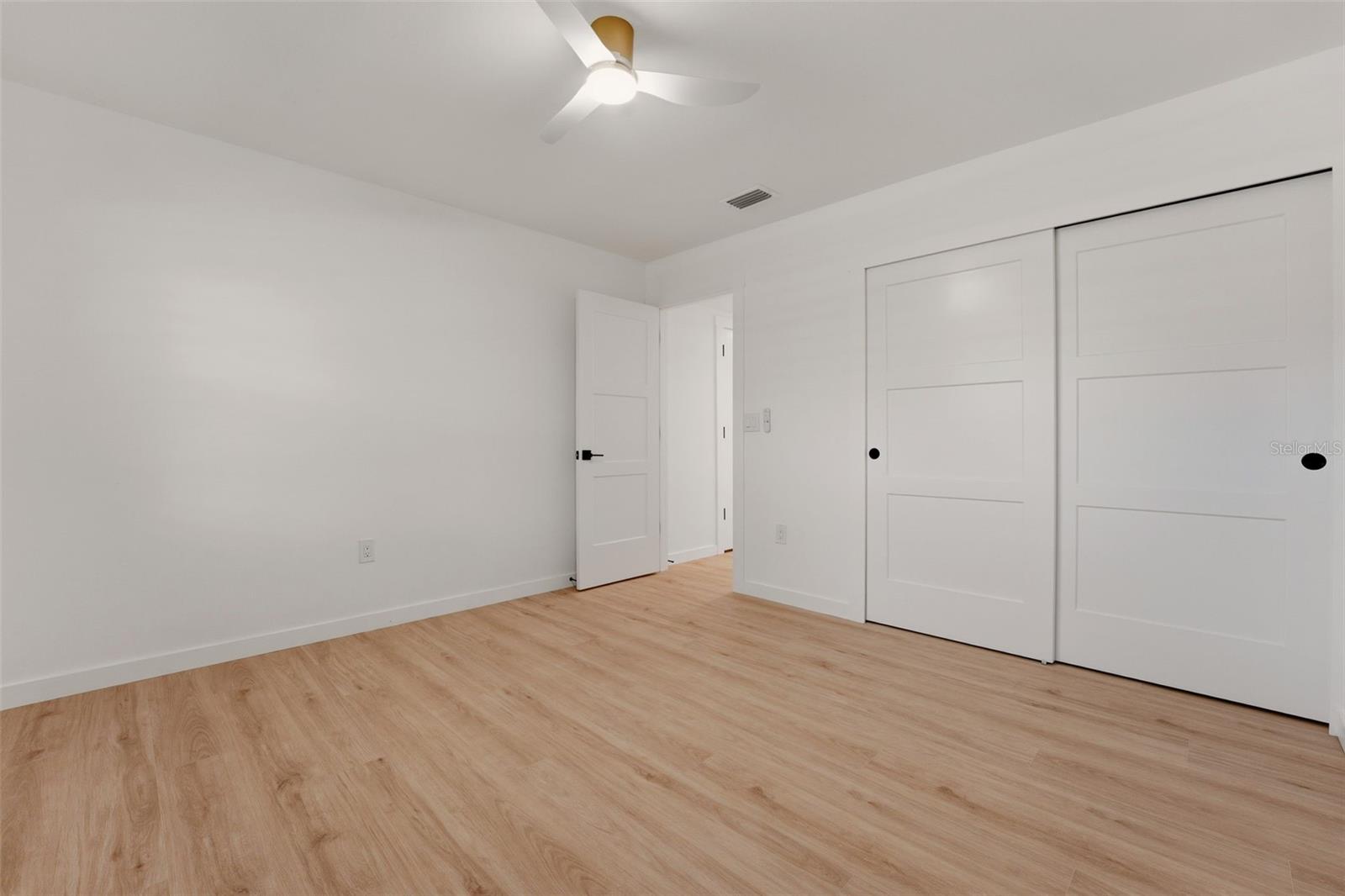 3692 GLEN OAKS MANOR DR, SARASOTA, FL, 34232