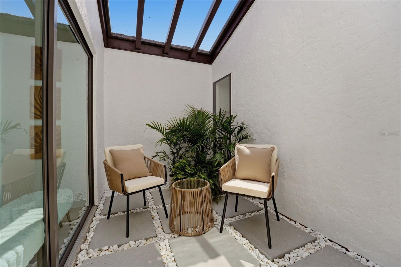 3692 GLEN OAKS MANOR DR, SARASOTA, FL, 34232