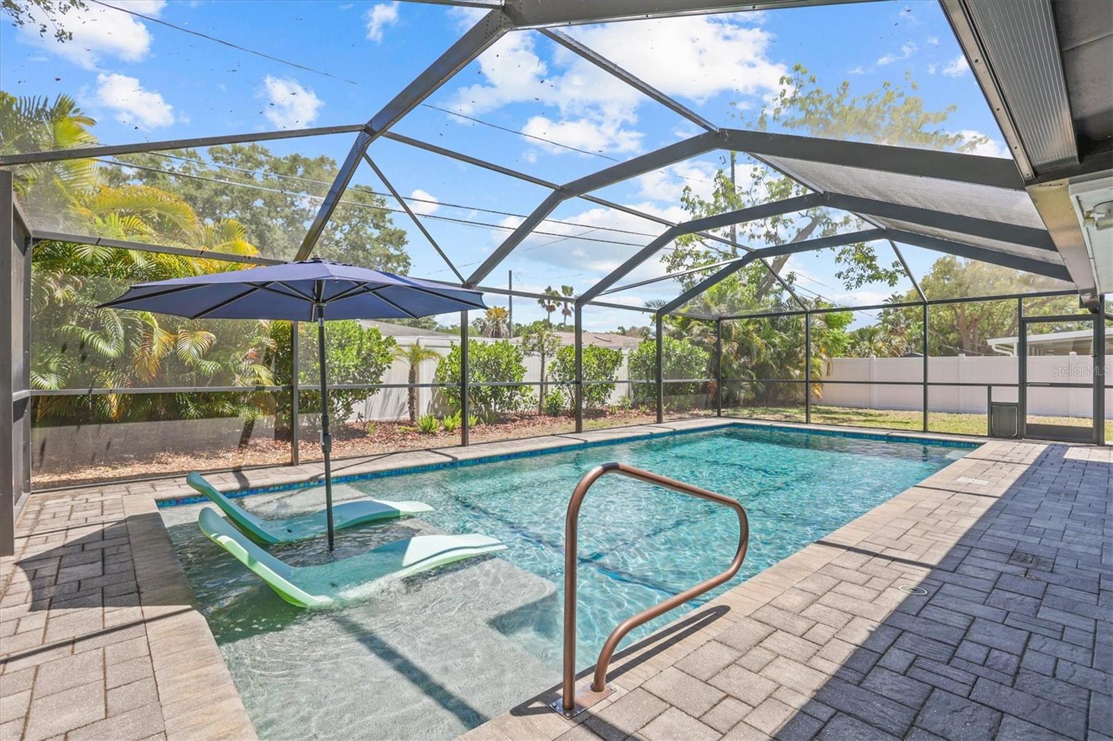 783 MANOR DR W, DUNEDIN, FL, 34698