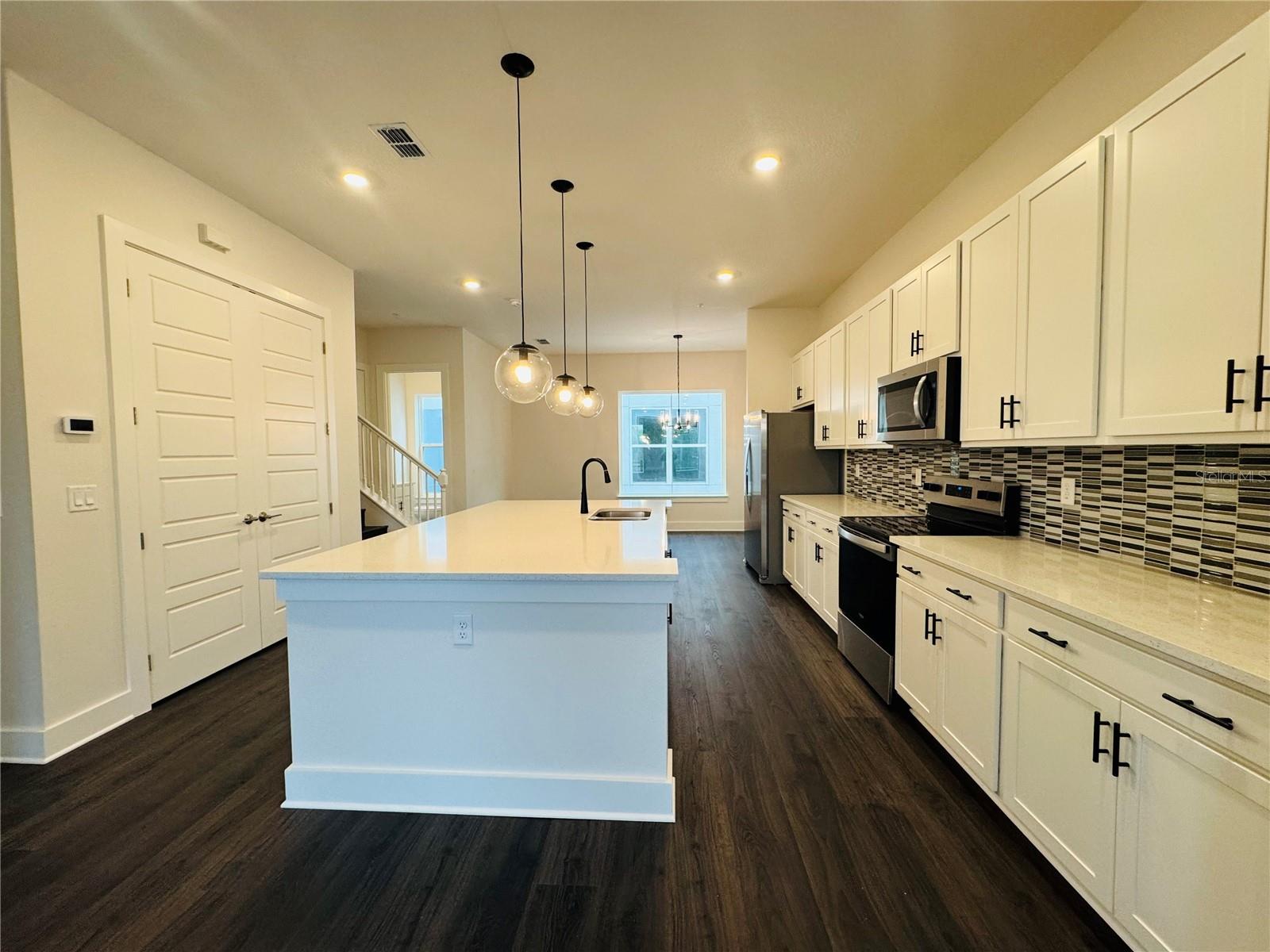 328 CENTER LAKE LN #A-4, OVIEDO, FL, 32765