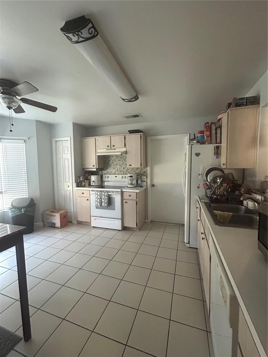 8750 FORT SHEA AVE, ORLANDO, FL, 32822