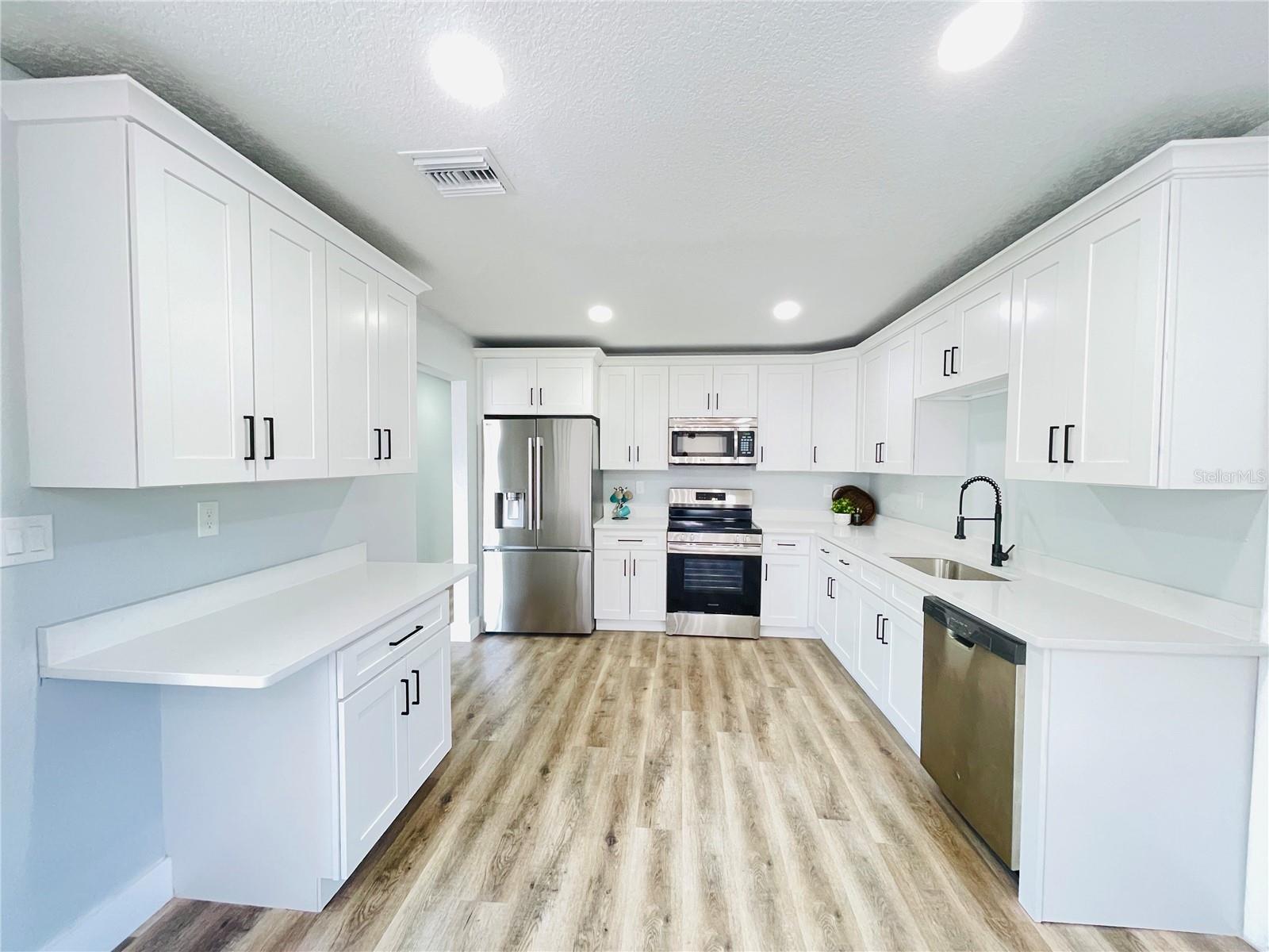 2015 6TH ST NE, WINTER HAVEN, FL, 33881