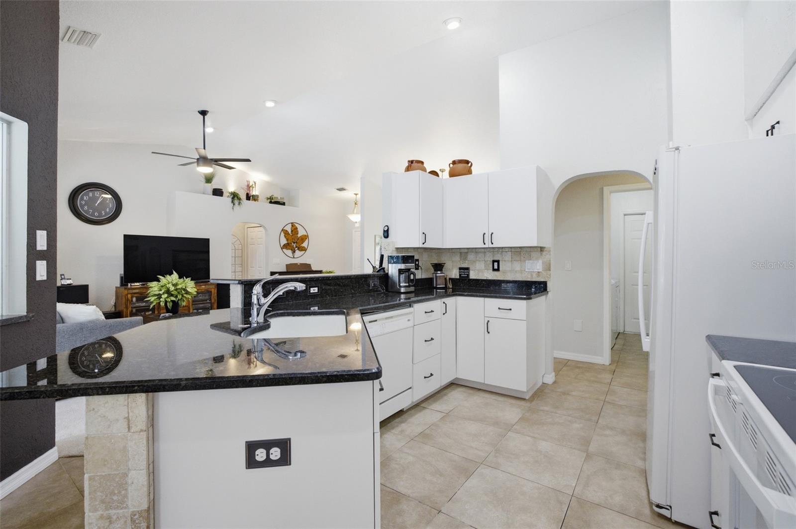 27180 TIERRA DEL FUEGO CIR, PUNTA GORDA, FL, 33983