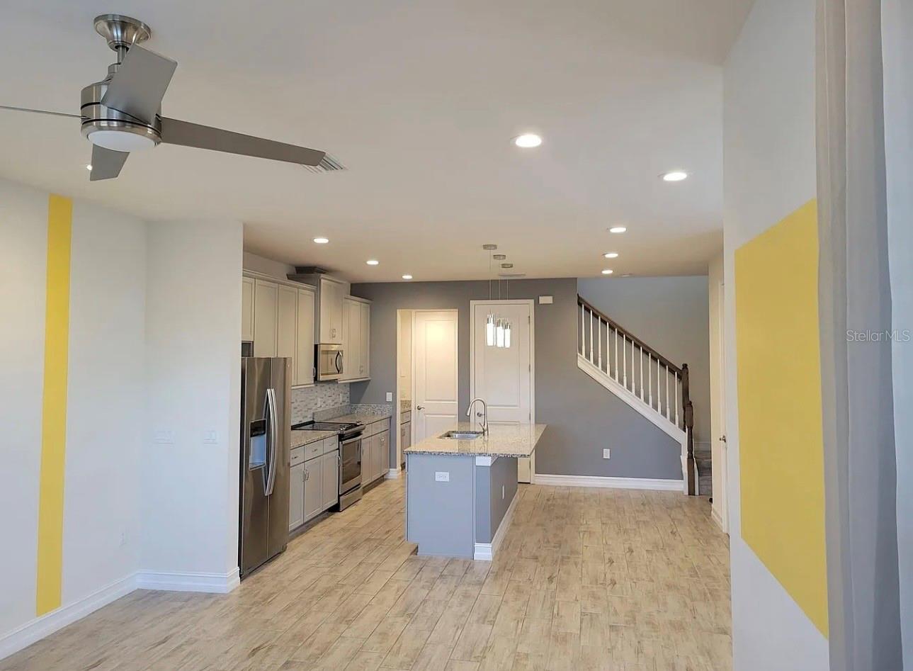 3231 PAINTED BLOSSOM CT, LUTZ, FL, 33558