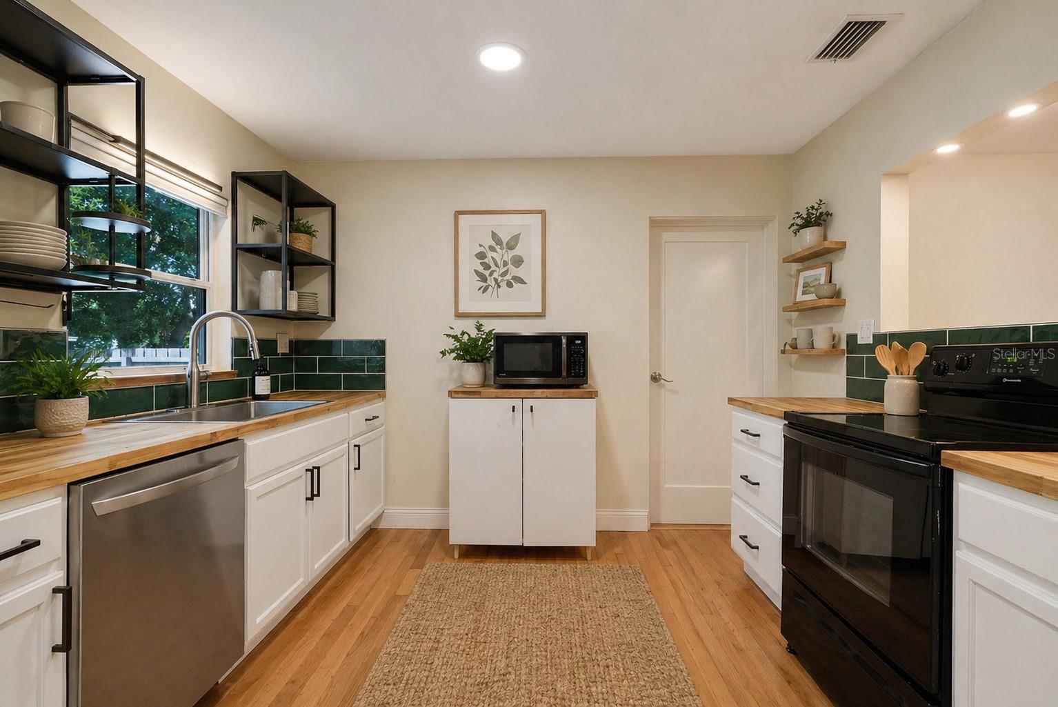 1818 GARVIN ST, ORLANDO, FL, 32803
