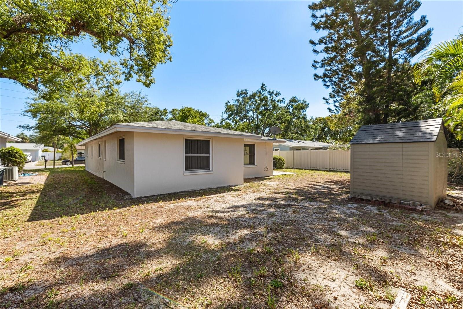 620 JACARANDA ST, DUNEDIN, FL, 34698
