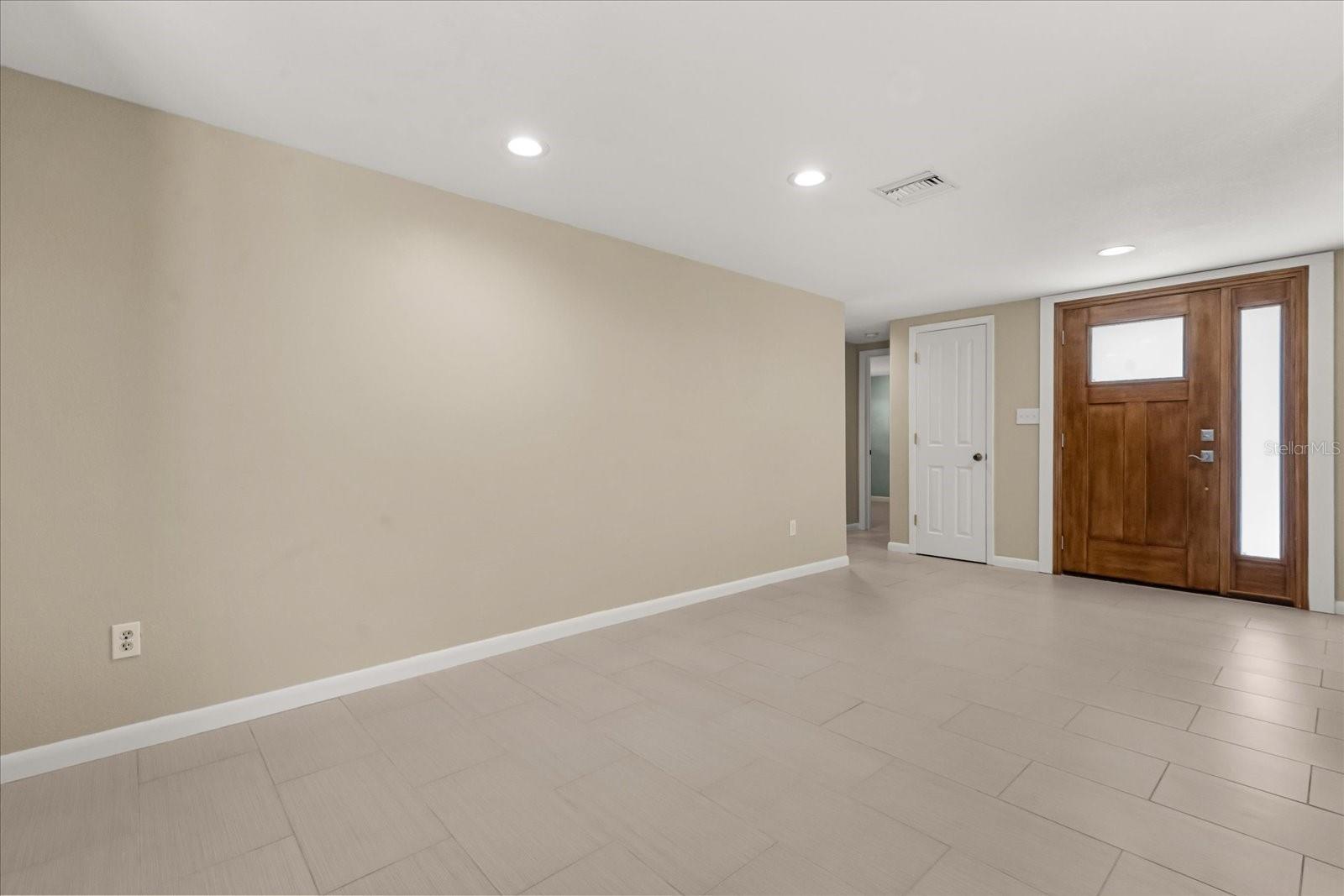 620 JACARANDA ST, DUNEDIN, FL, 34698