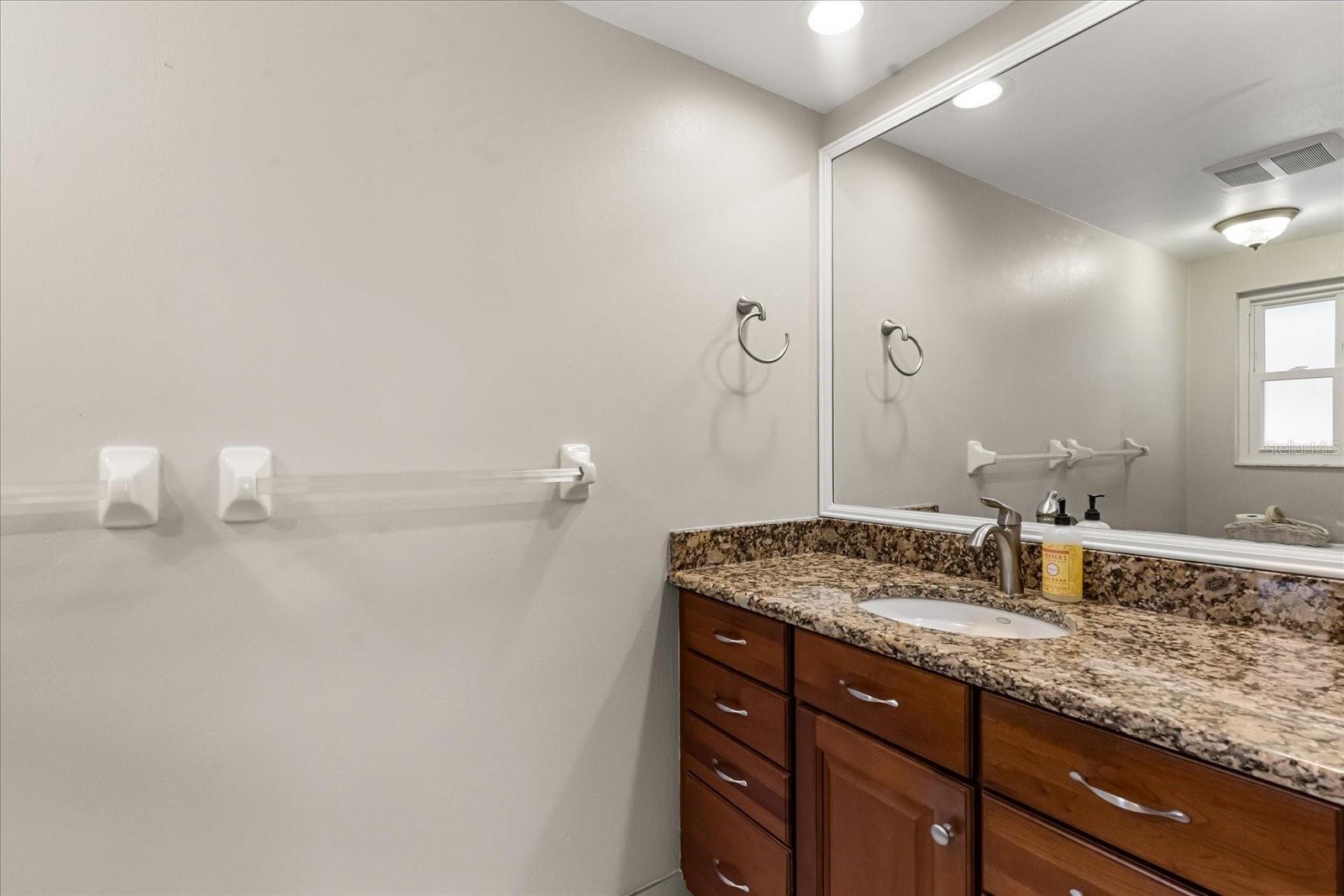 620 JACARANDA ST, DUNEDIN, FL, 34698