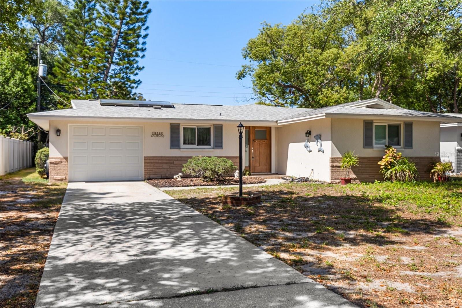 620 JACARANDA ST, DUNEDIN, FL, 34698