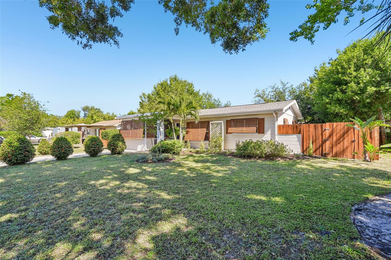 5389 55TH AVE N, ST PETERSBURG, FL, 33709