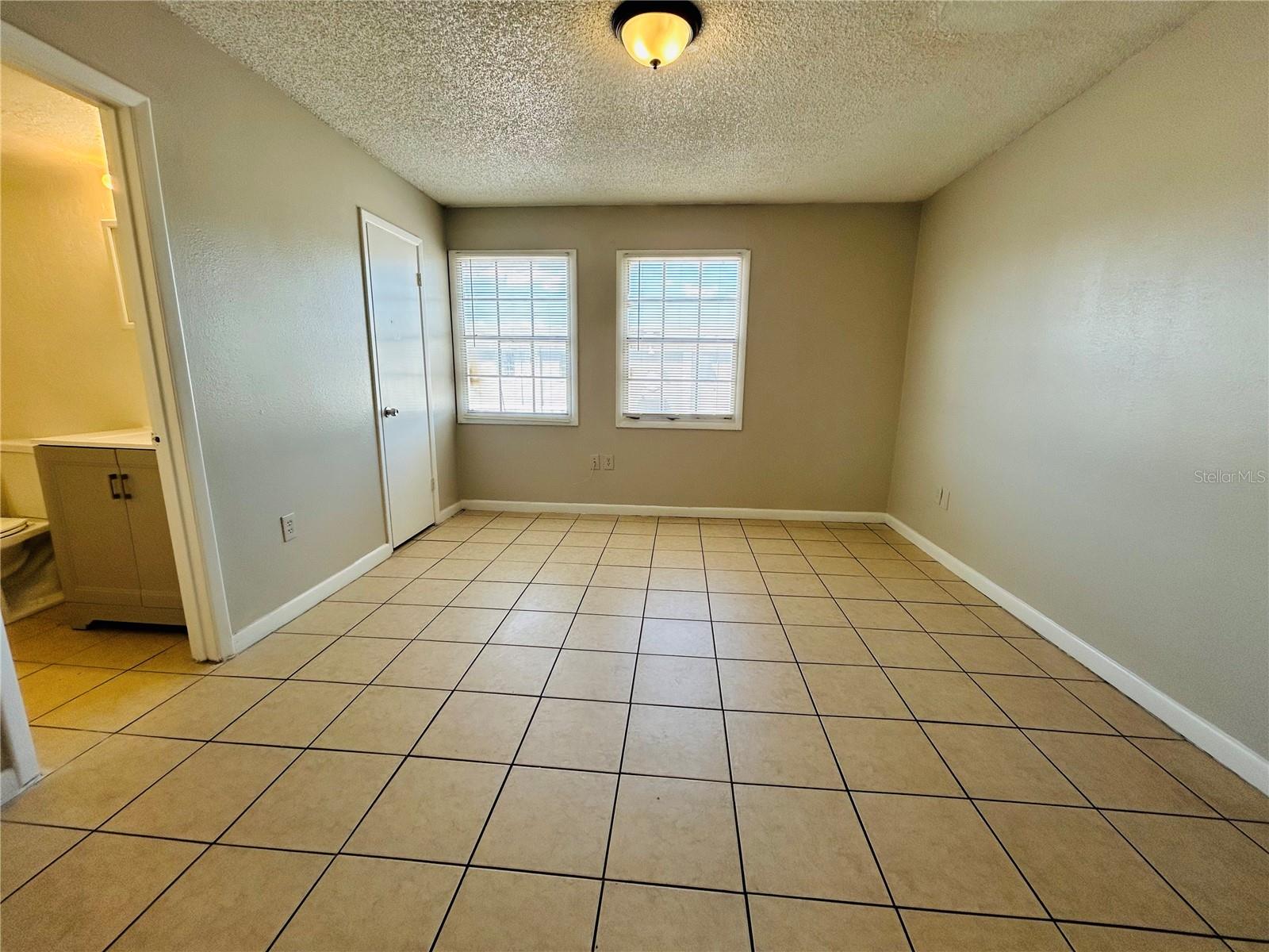 2777 L B MCLEOD RD #D, ORLANDO, FL, 32805