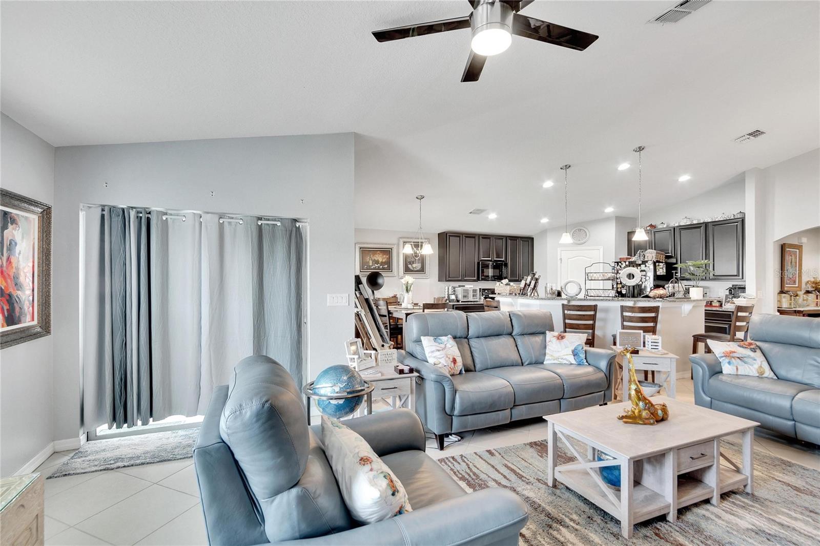 11355 LELAND GROVES DR, RIVERVIEW, FL, 33579