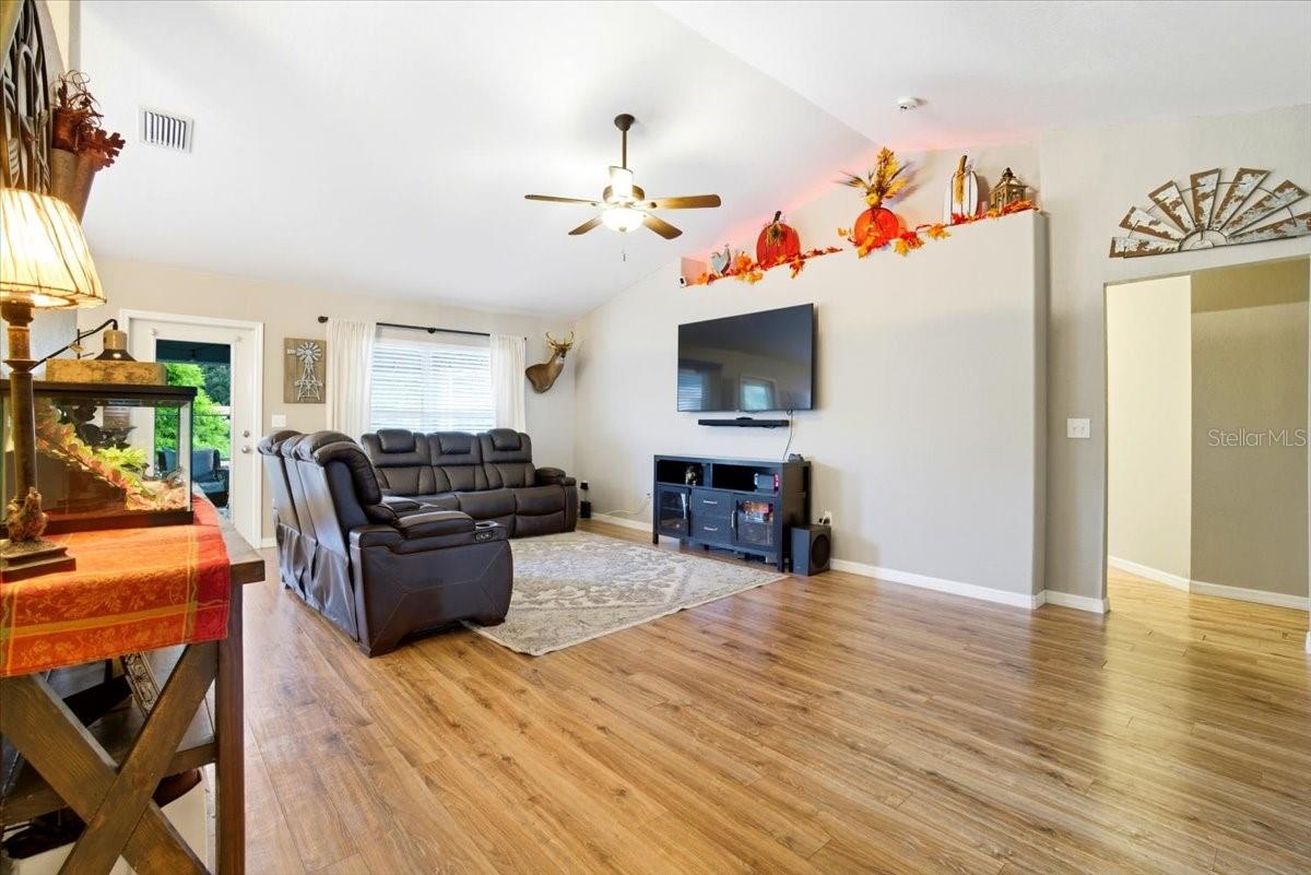 3035 FORT SOCRUM VILLAGE BLVD, LAKELAND, FL, 33810