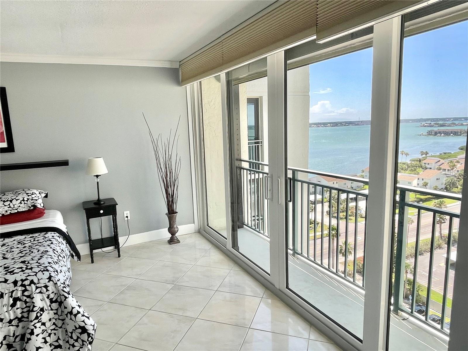 1390 GULF BLVD #PH-3, CLEARWATER BEACH, FL, 33767