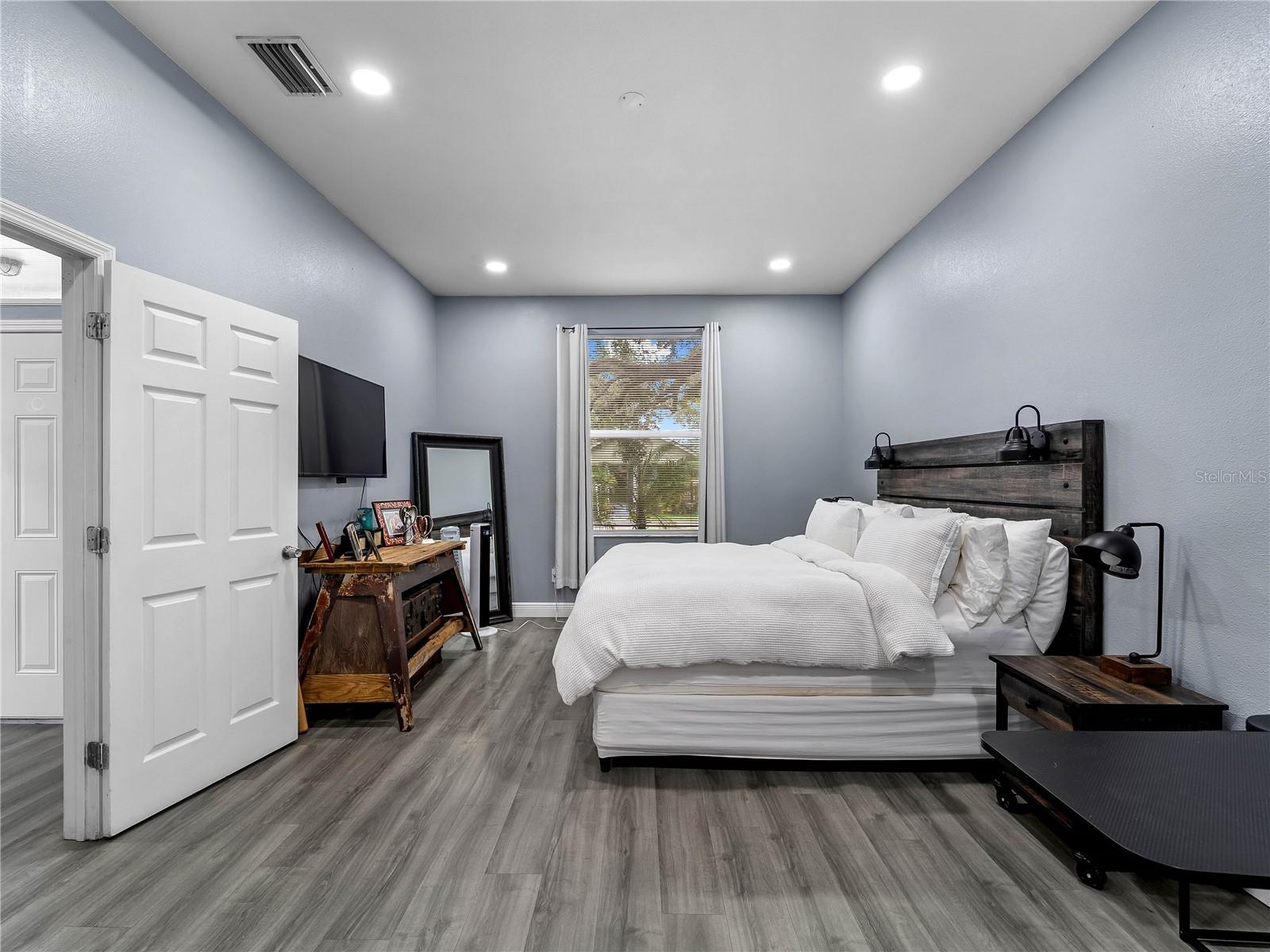 3014 N TAMPA ST, TAMPA, FL, 33603